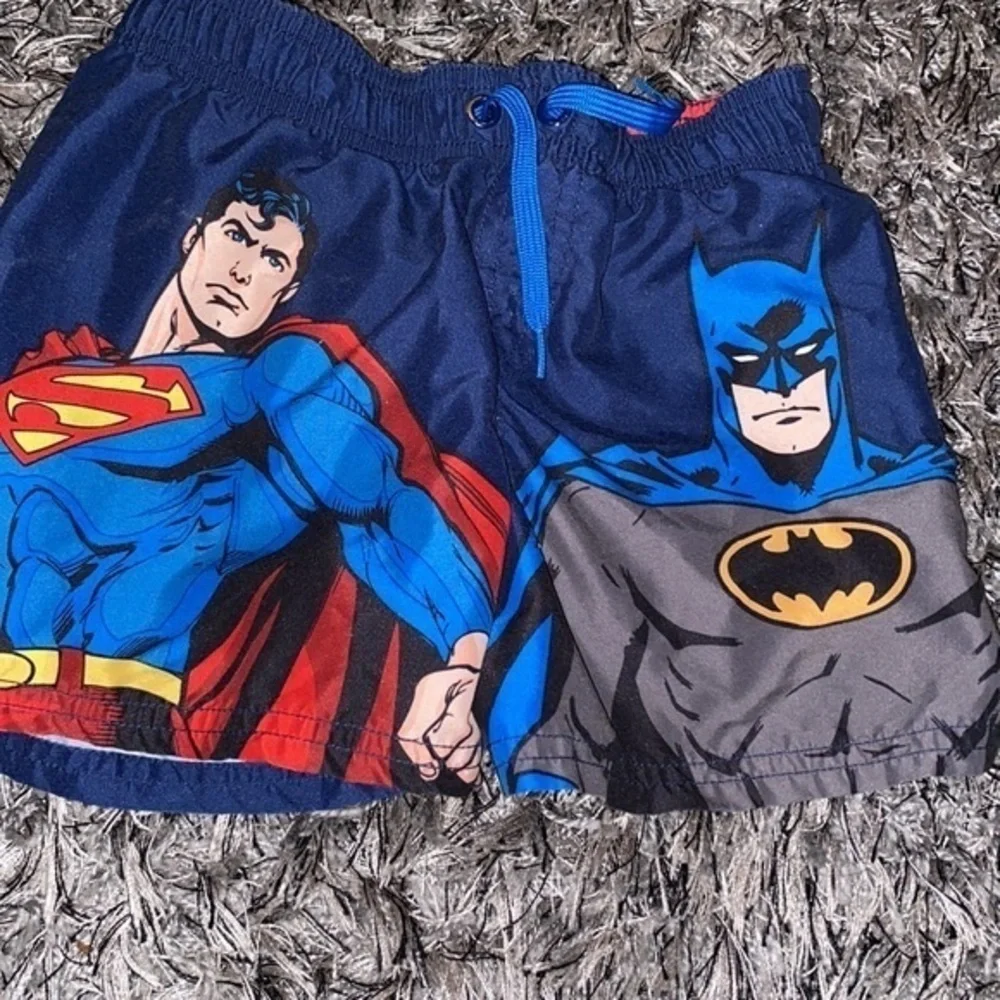 H&M mario bundle batman