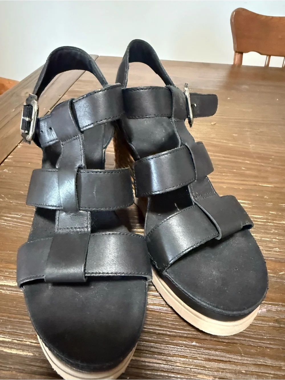 UGG women wedge