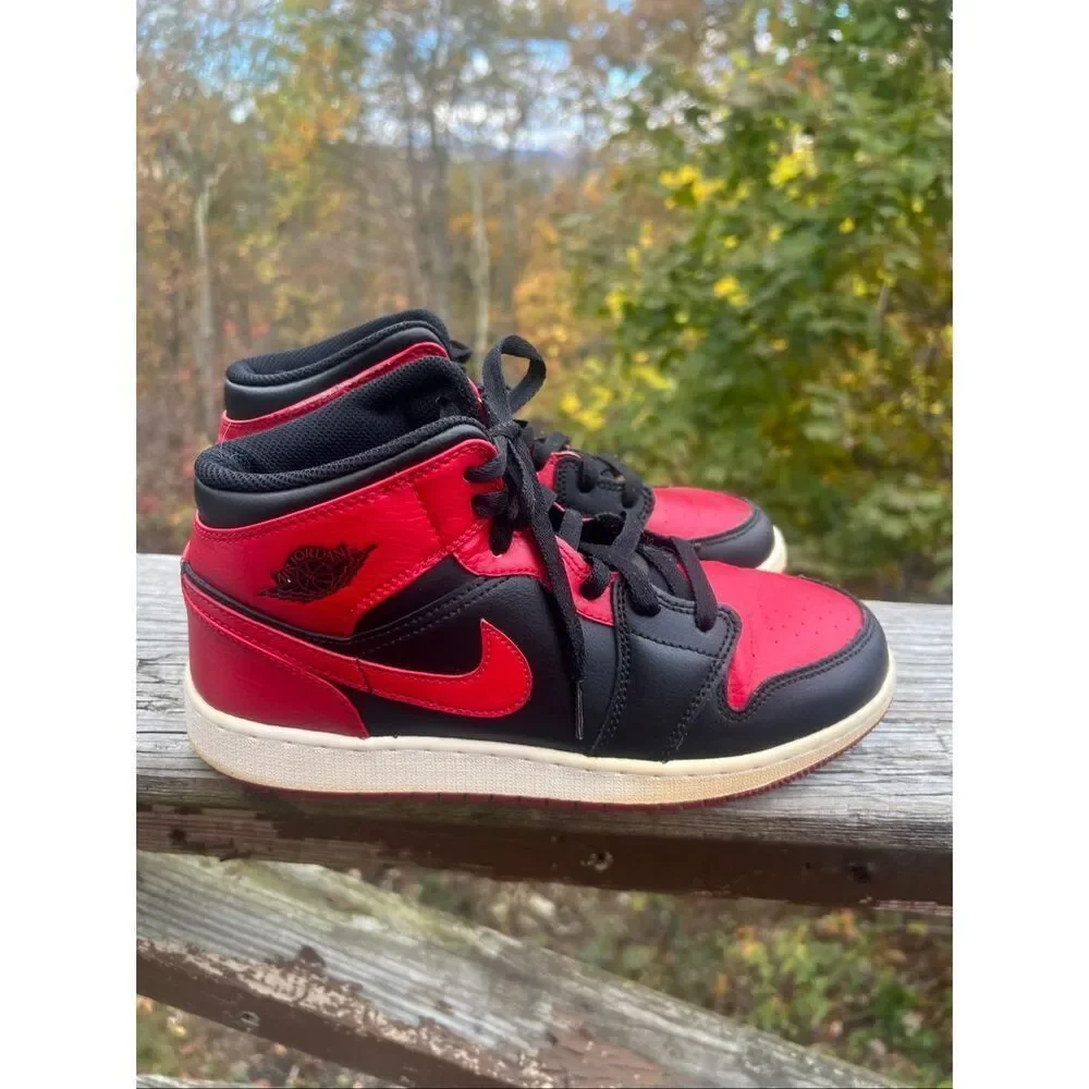 Nike bred price