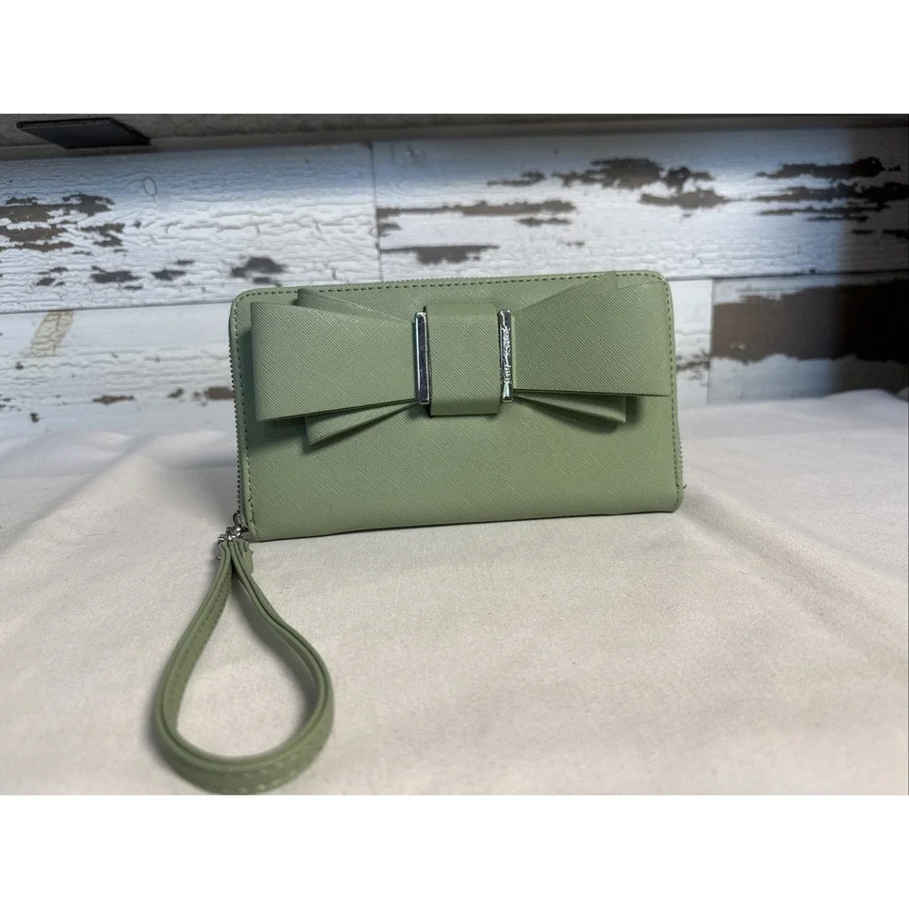 Betsey Johnson Wristlet Wallet Sage Green Bow Zip Around Faux Leather Card