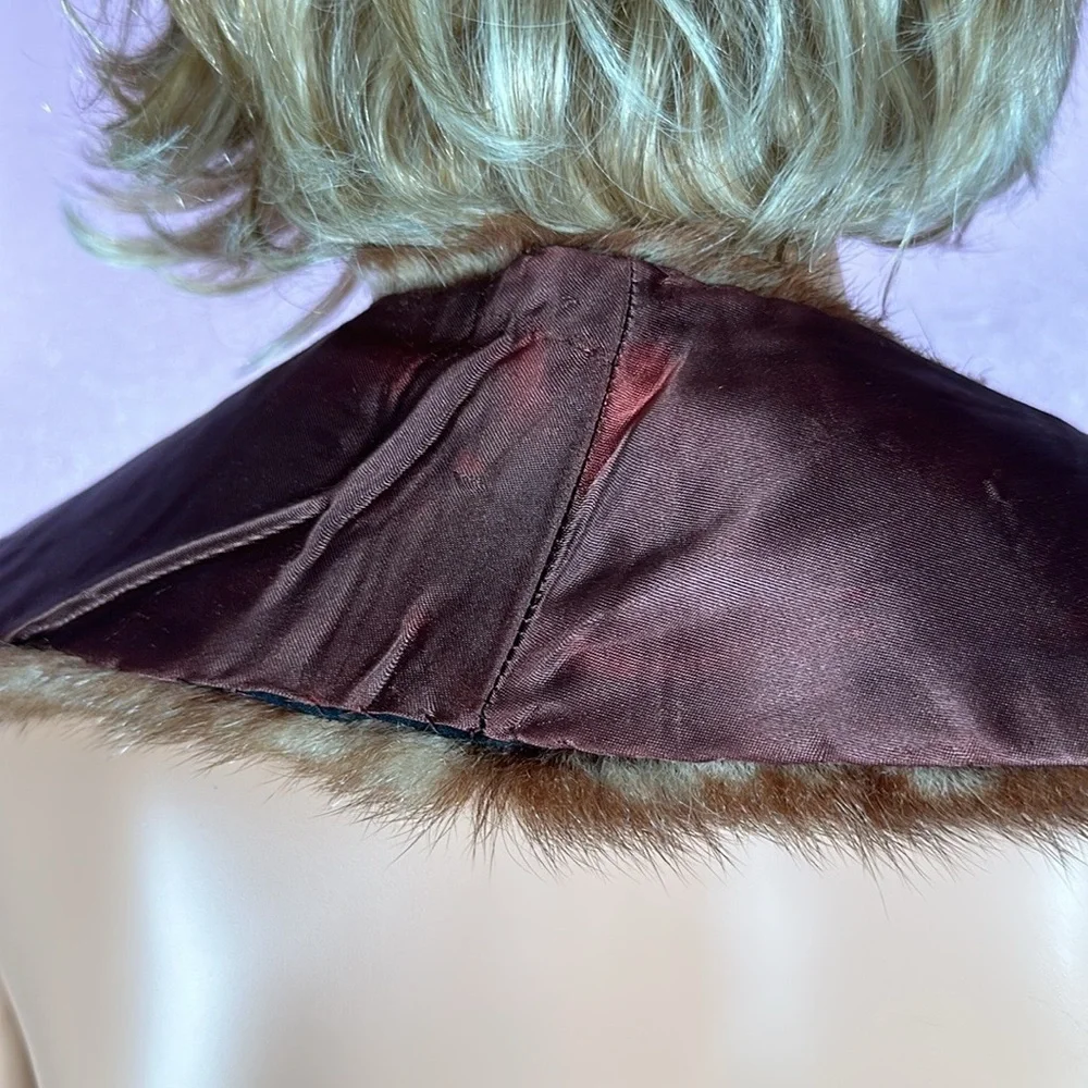 No brand style stole