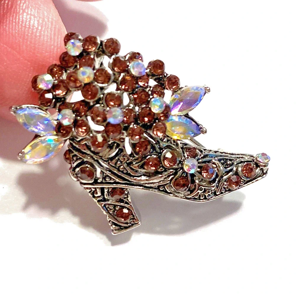 Vintage huge clasp nice