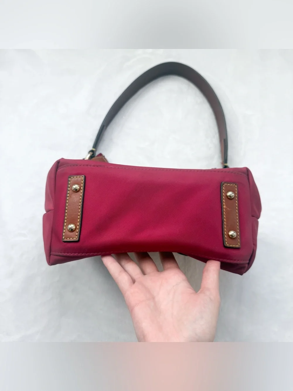 Dooney & Bourke nylon flaws interior
