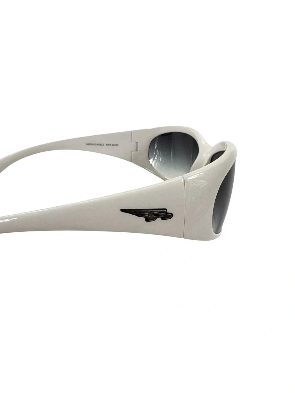 Arnette sleek pristine eyewear