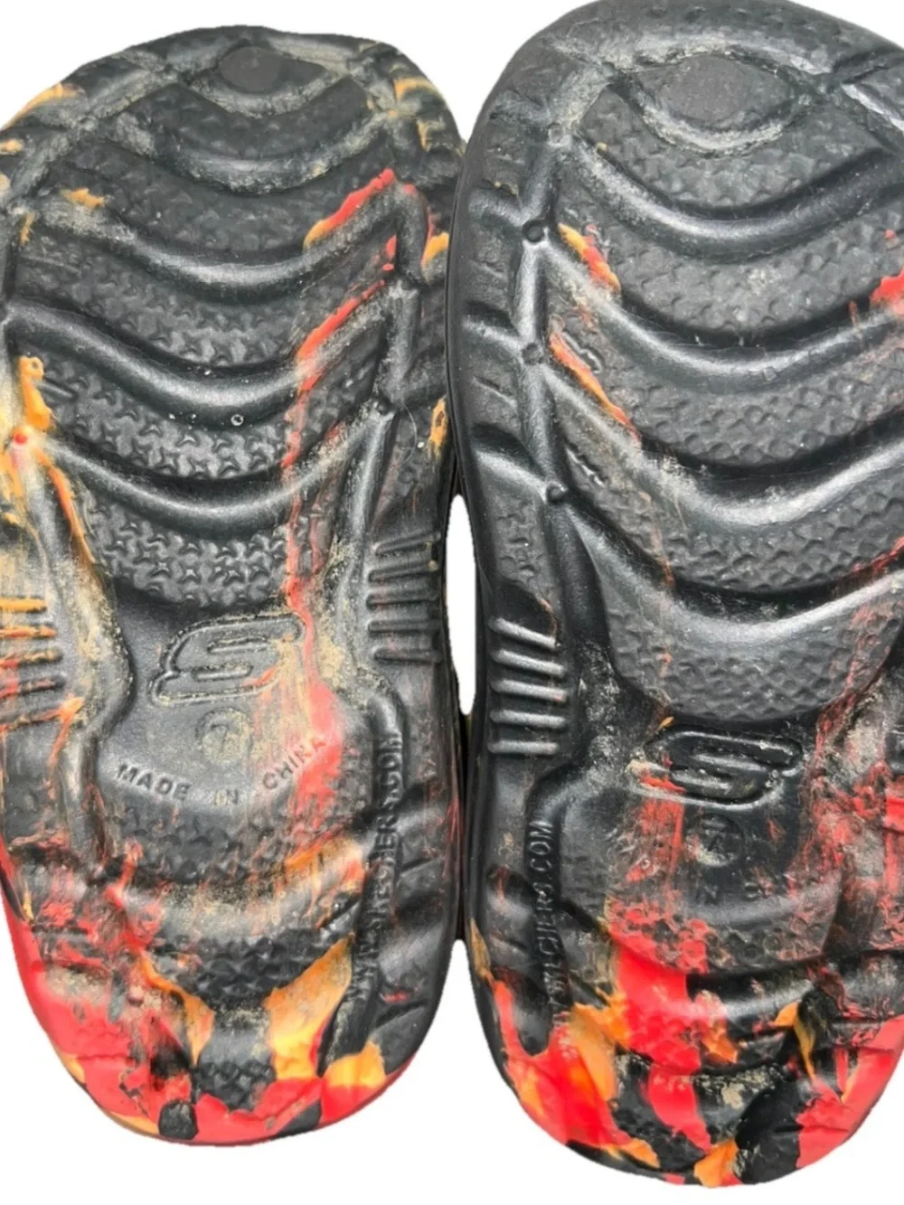 Skechers logo tested