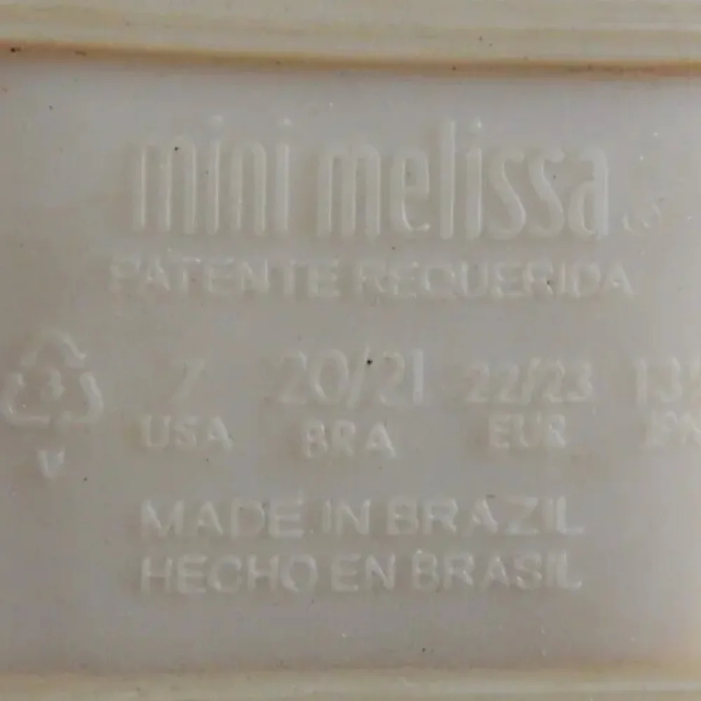 Mini Melissa brand mini