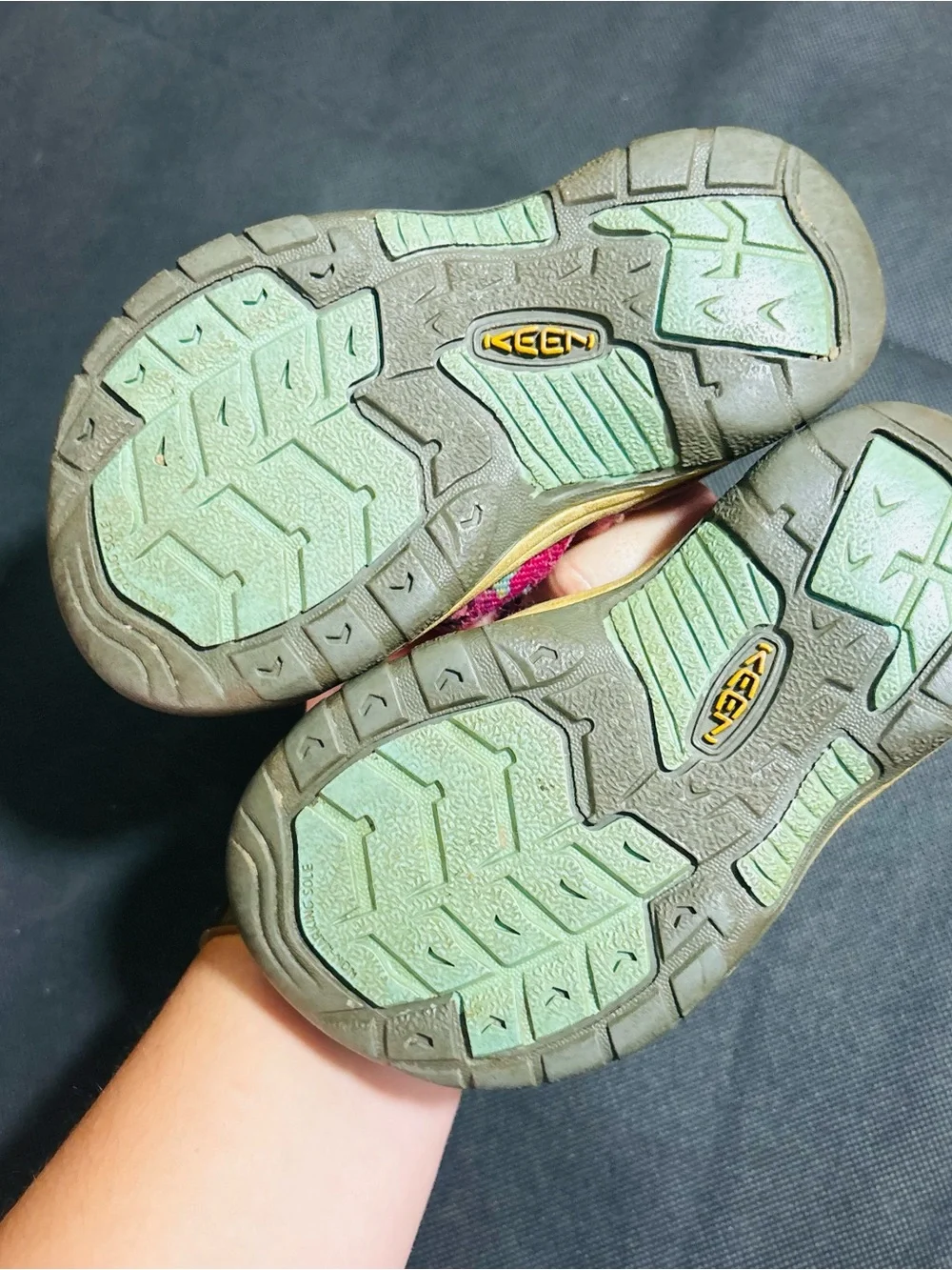 Keen measures blue