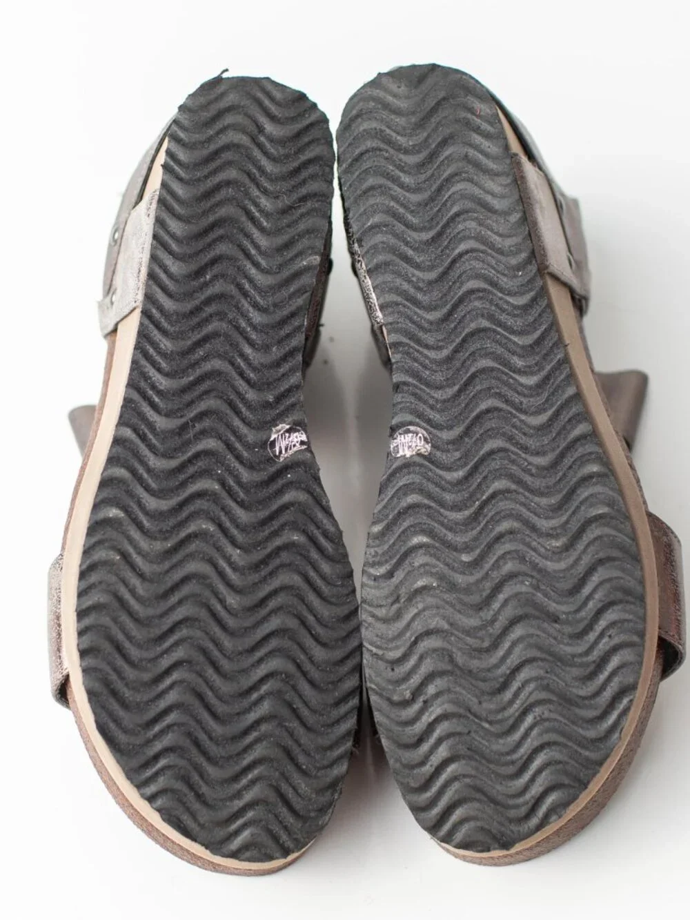 Crown Vintage wedge taupe