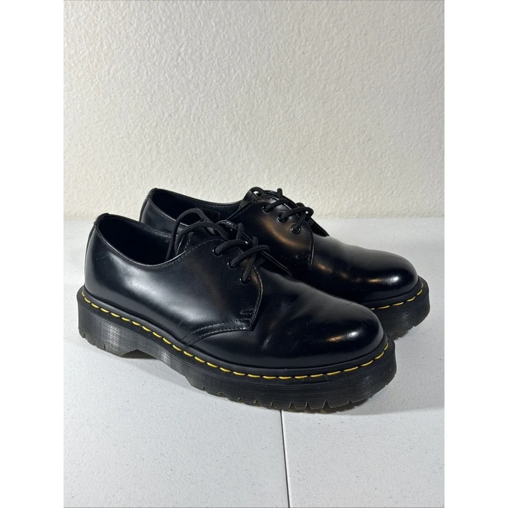 Dr. Martens up sale