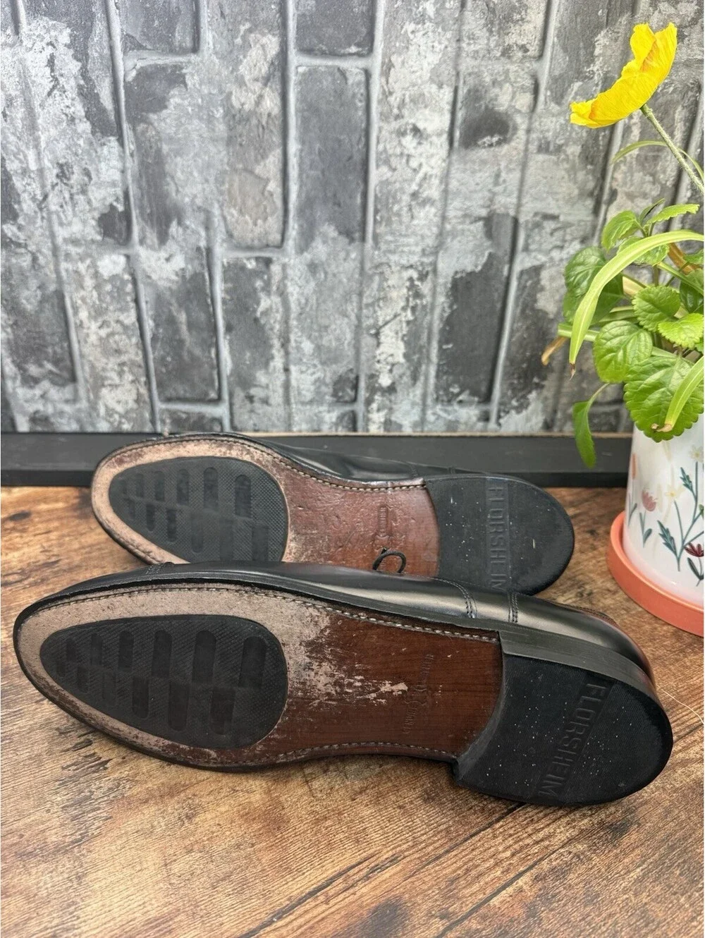 Florsheim tiny nicks
