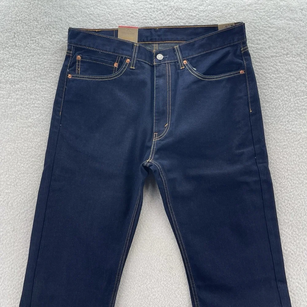 Levis sizing title