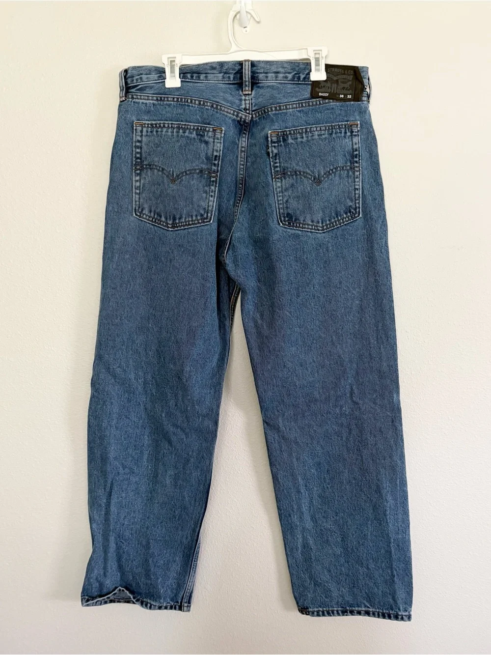 Levis levis skateboarding