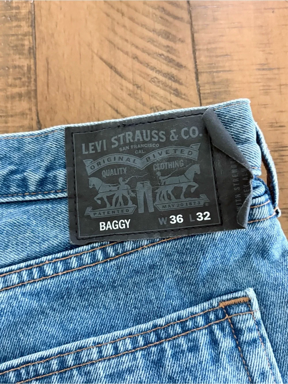 Levis levis skateboarding