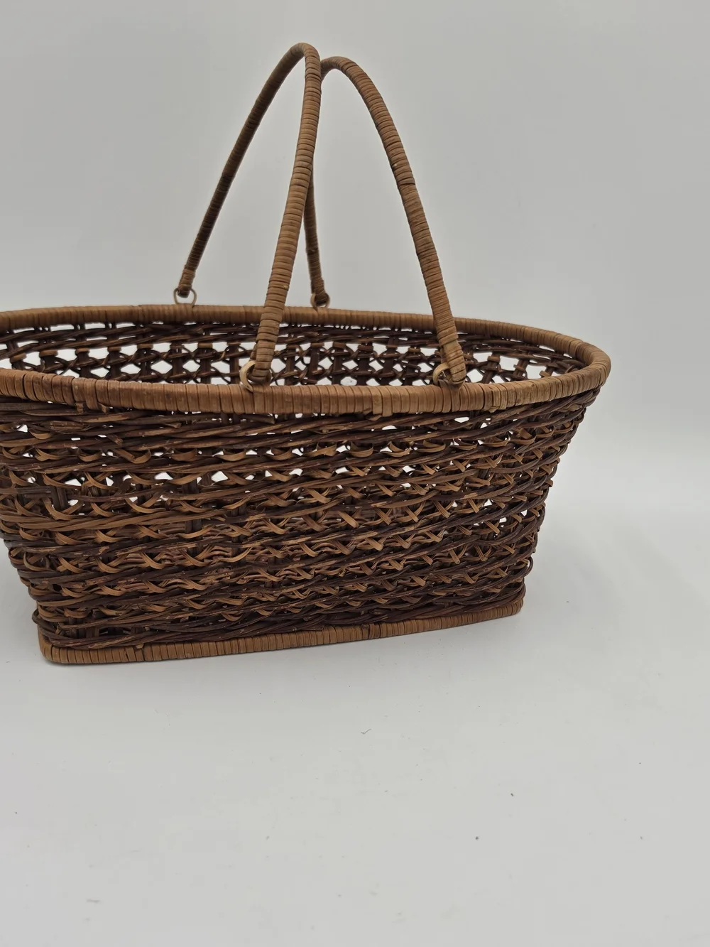 N/A woven wicker
