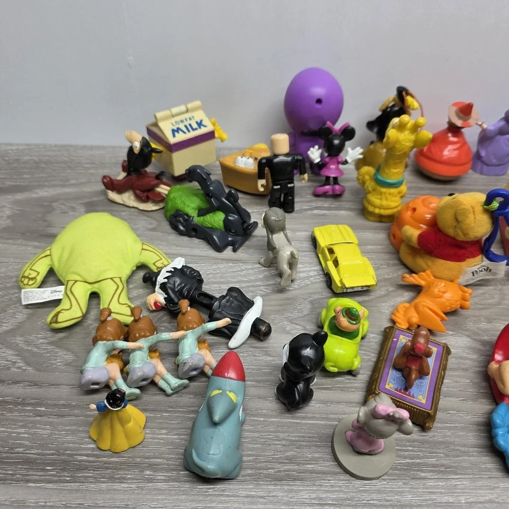 McDonalds 2000s collectors happy