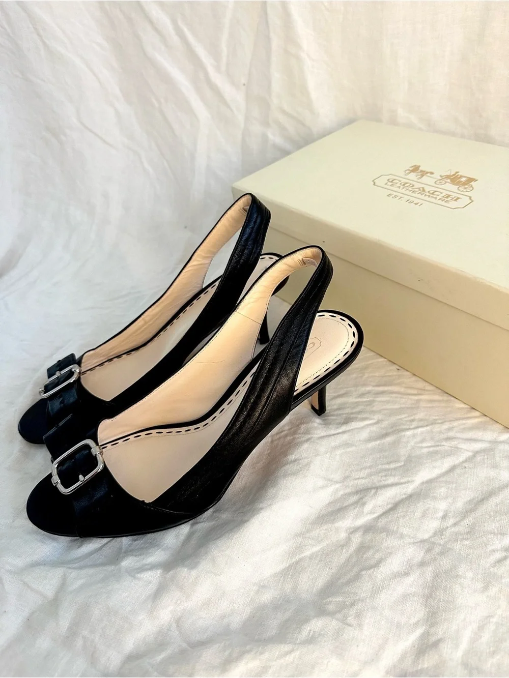 Coach classic slingback