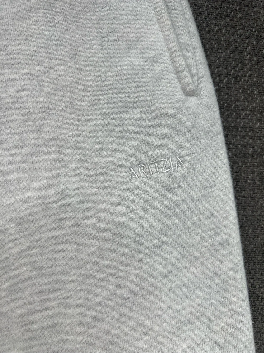 Aritzia soft pull