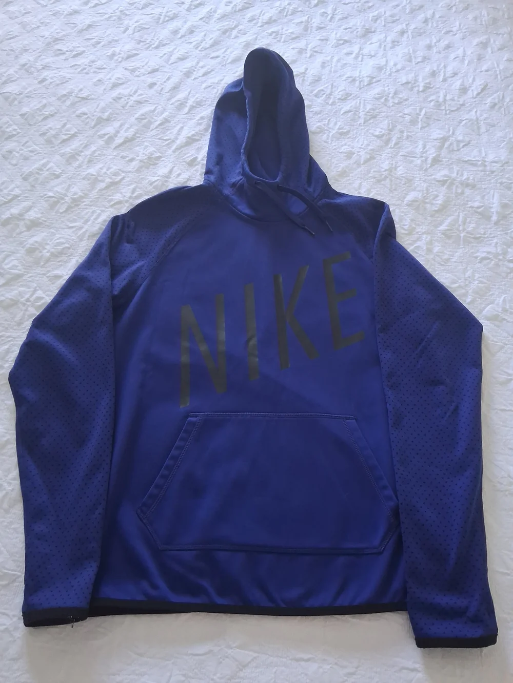 Nike classic pullover