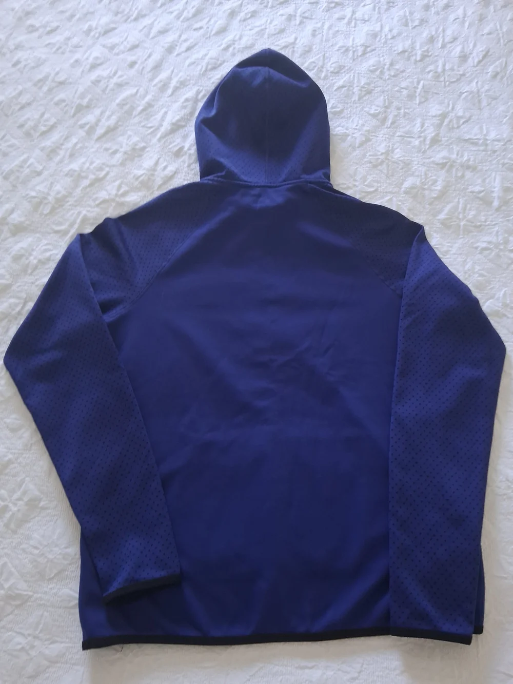 Nike classic pullover