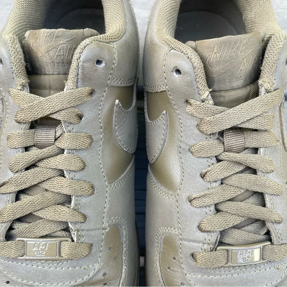 Nike great carefully they’re