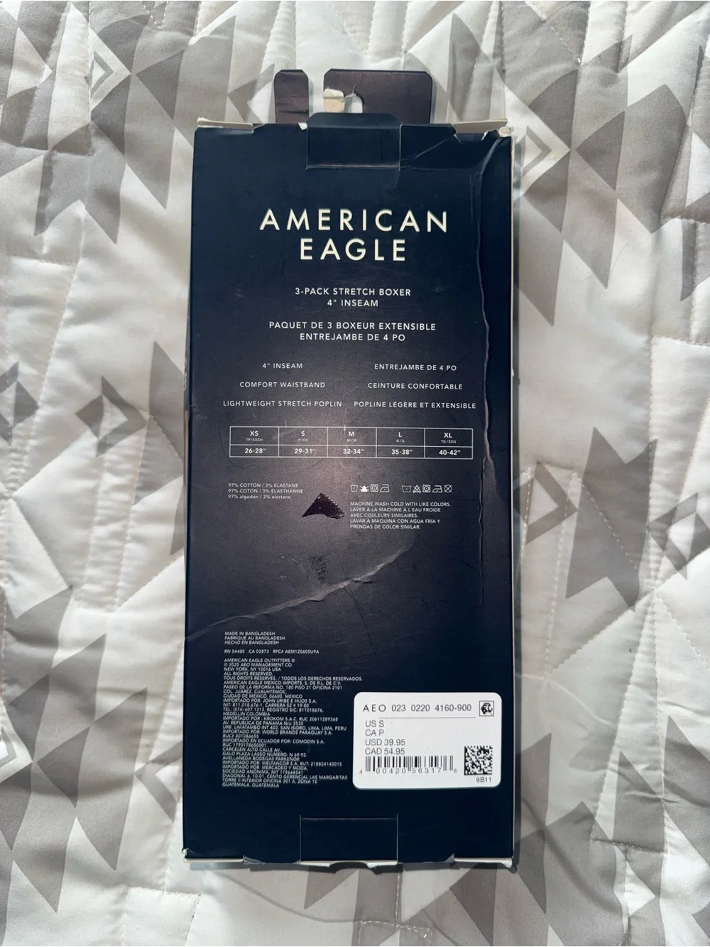 American Eagle Outfitters up •blue