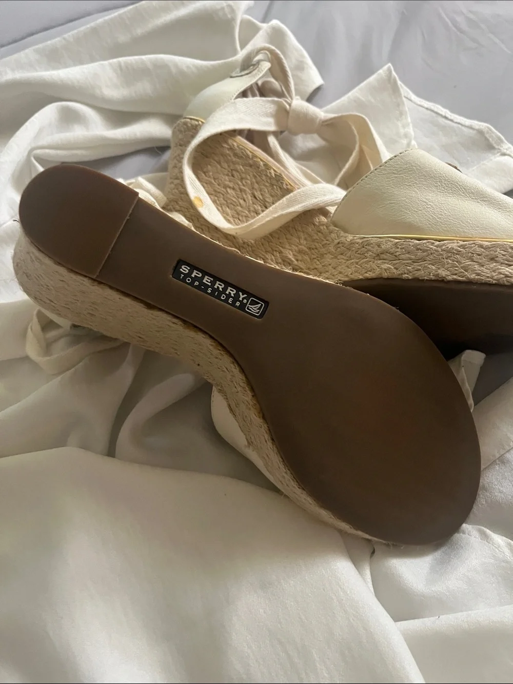 Sperry ankle neutral