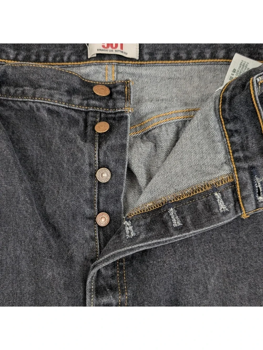 Levis feature hardware levi