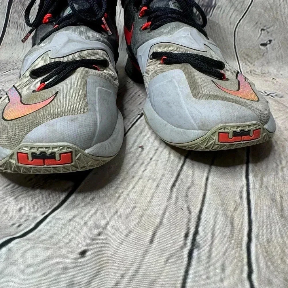 Nike lebron court