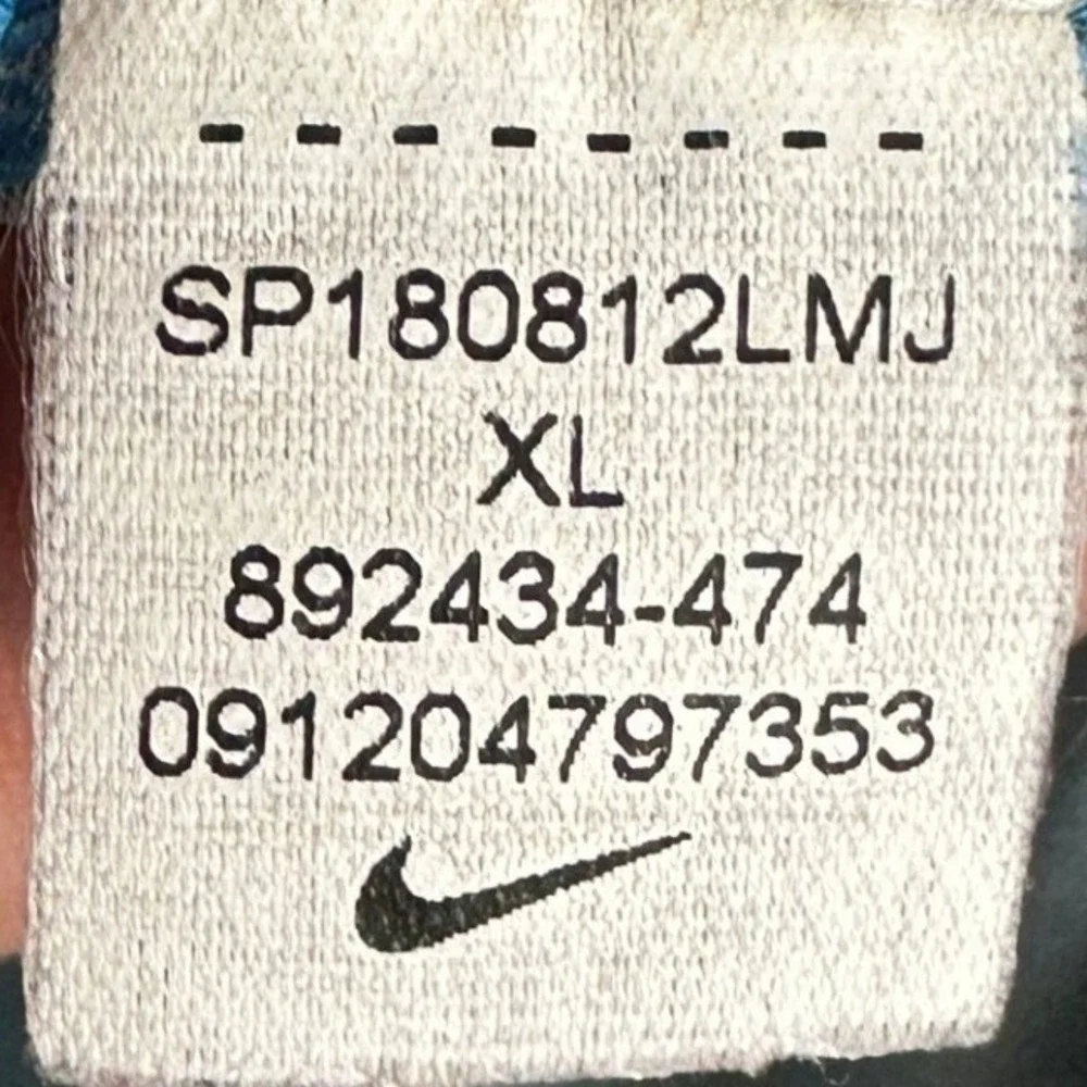 Nike wicking blue performance