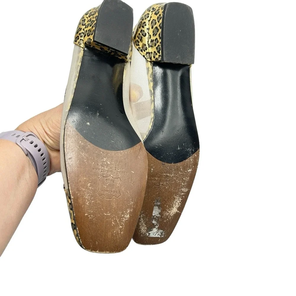 Stuart Weitzman bow design