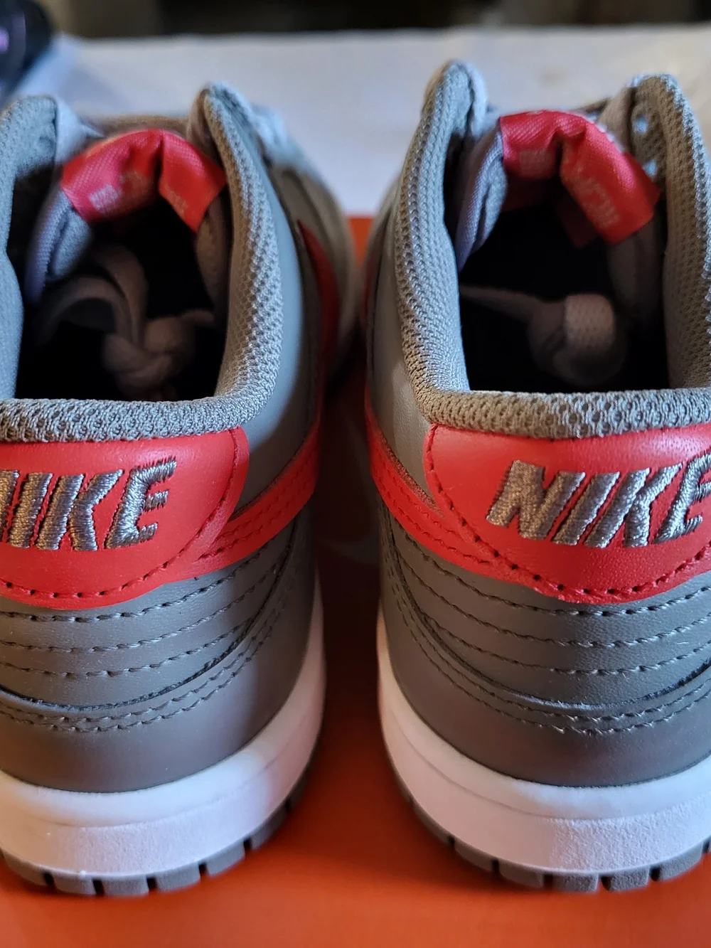 Nike low top