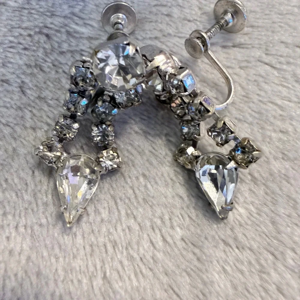 N/A elegant vintage