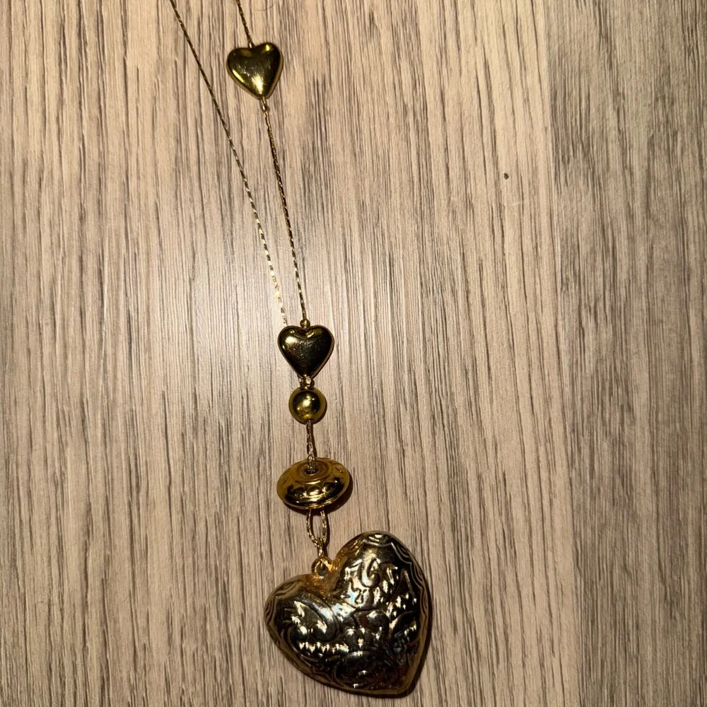 N/A elegant gold