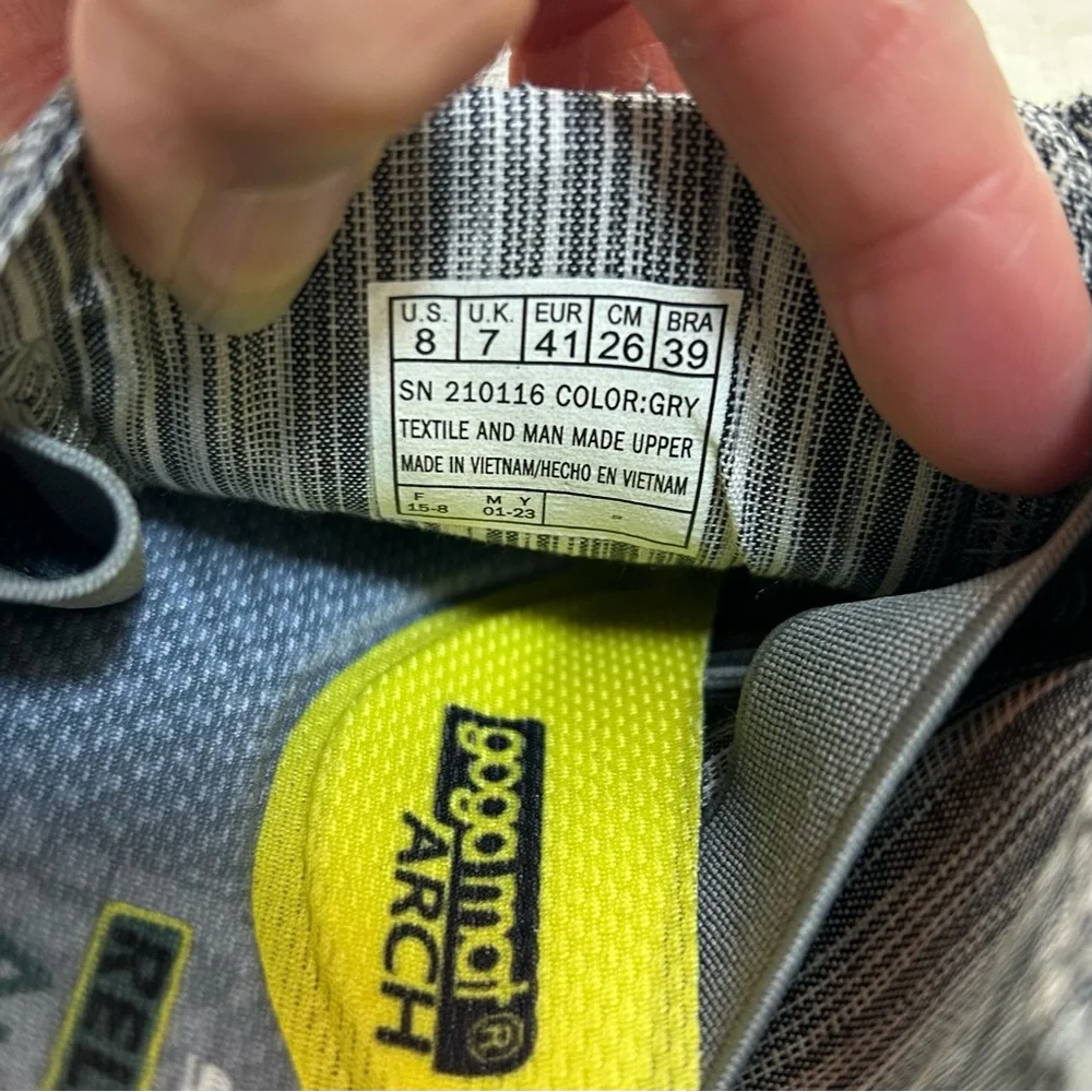 Skechers brand size