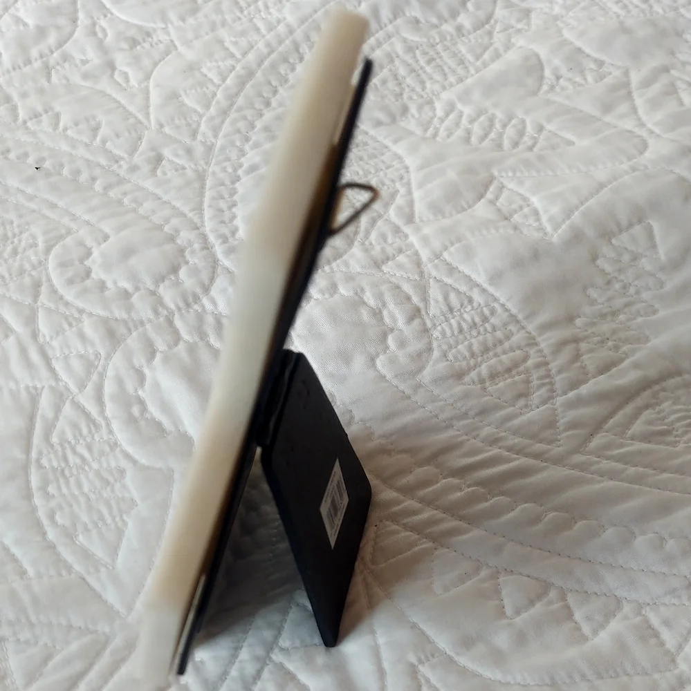 N/A 🌟 shopping wall