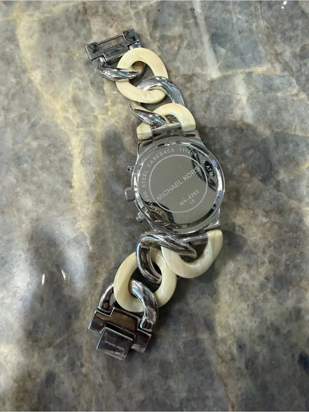 Michael Kors extra dial size