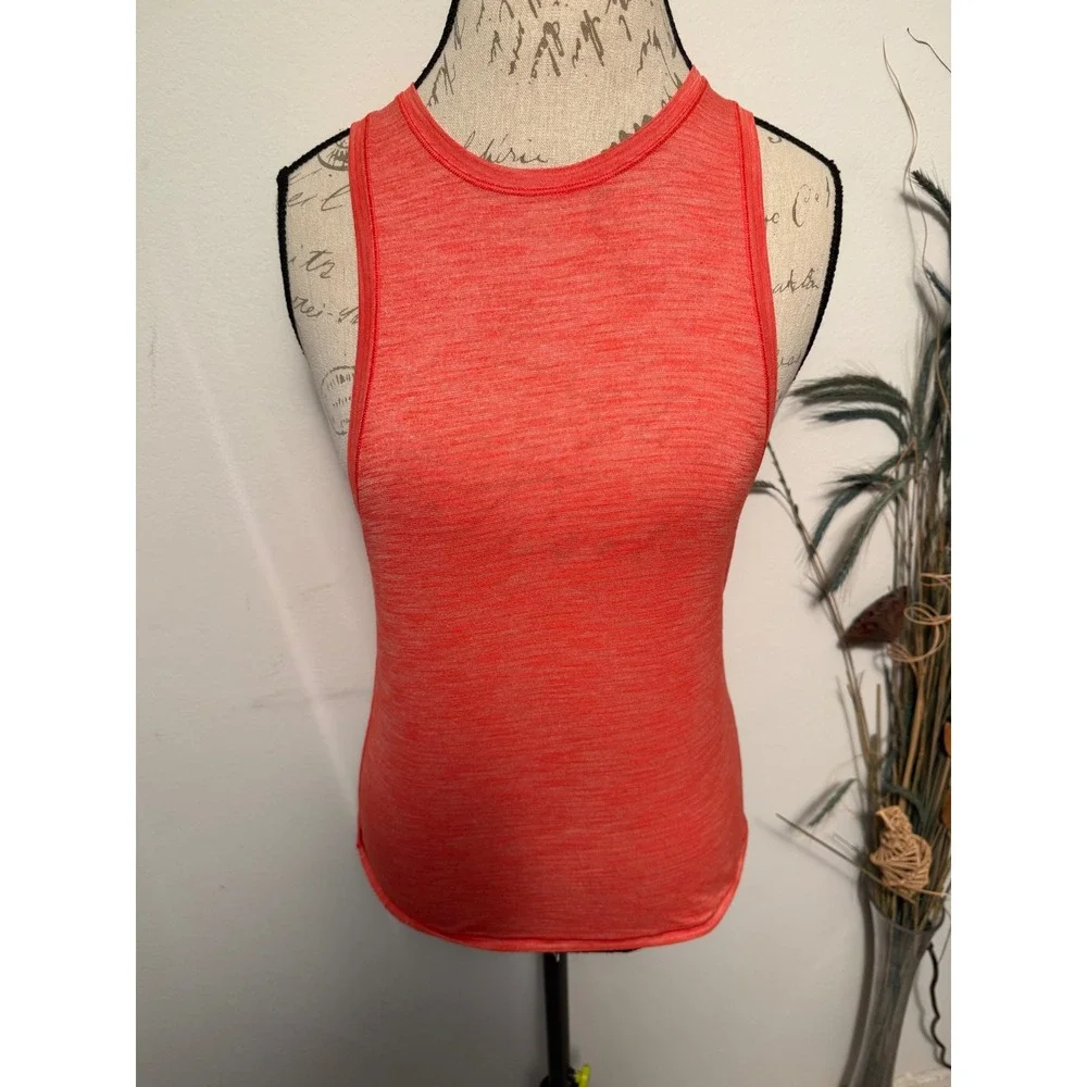 Lululemon‎ Athletica Coral Heathered Racerback Tank Top Women's Activewear