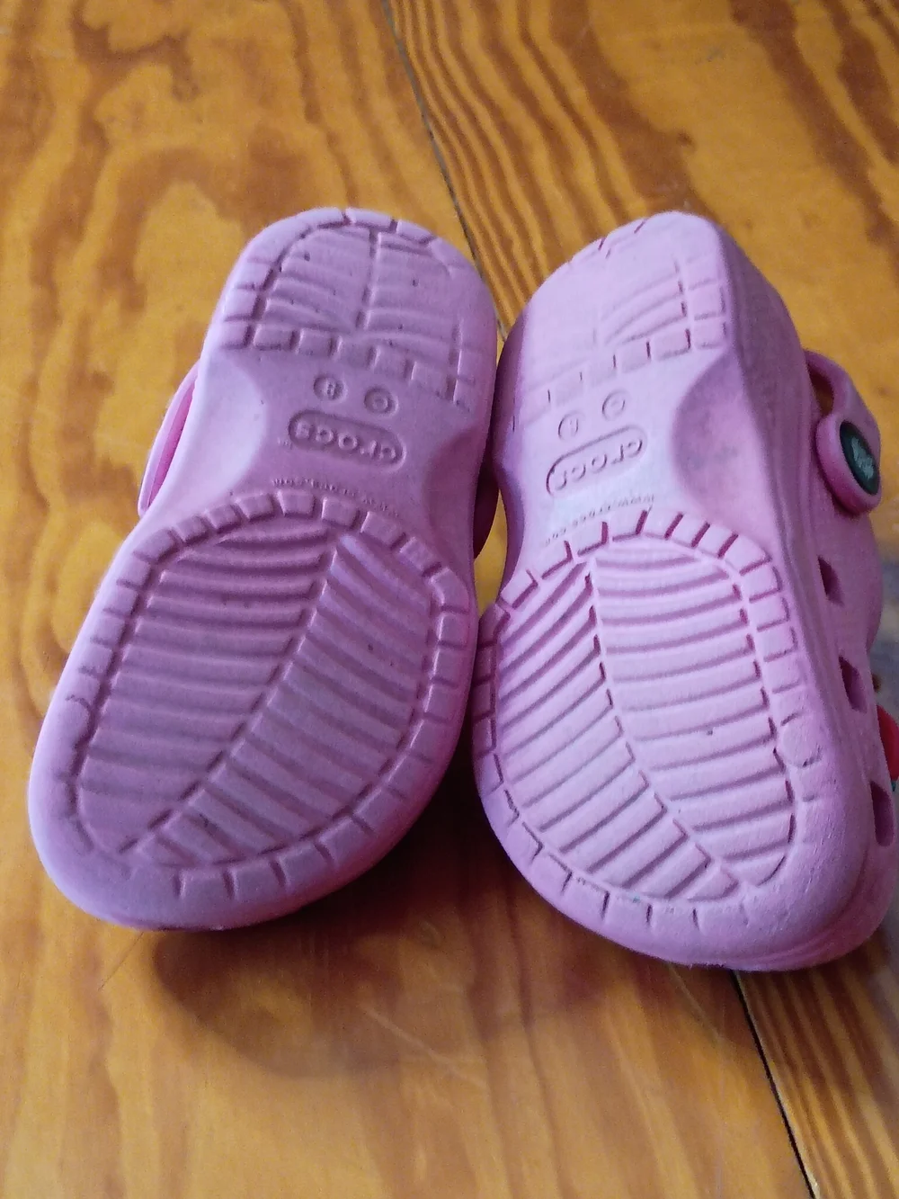 CROCS jibbitz but