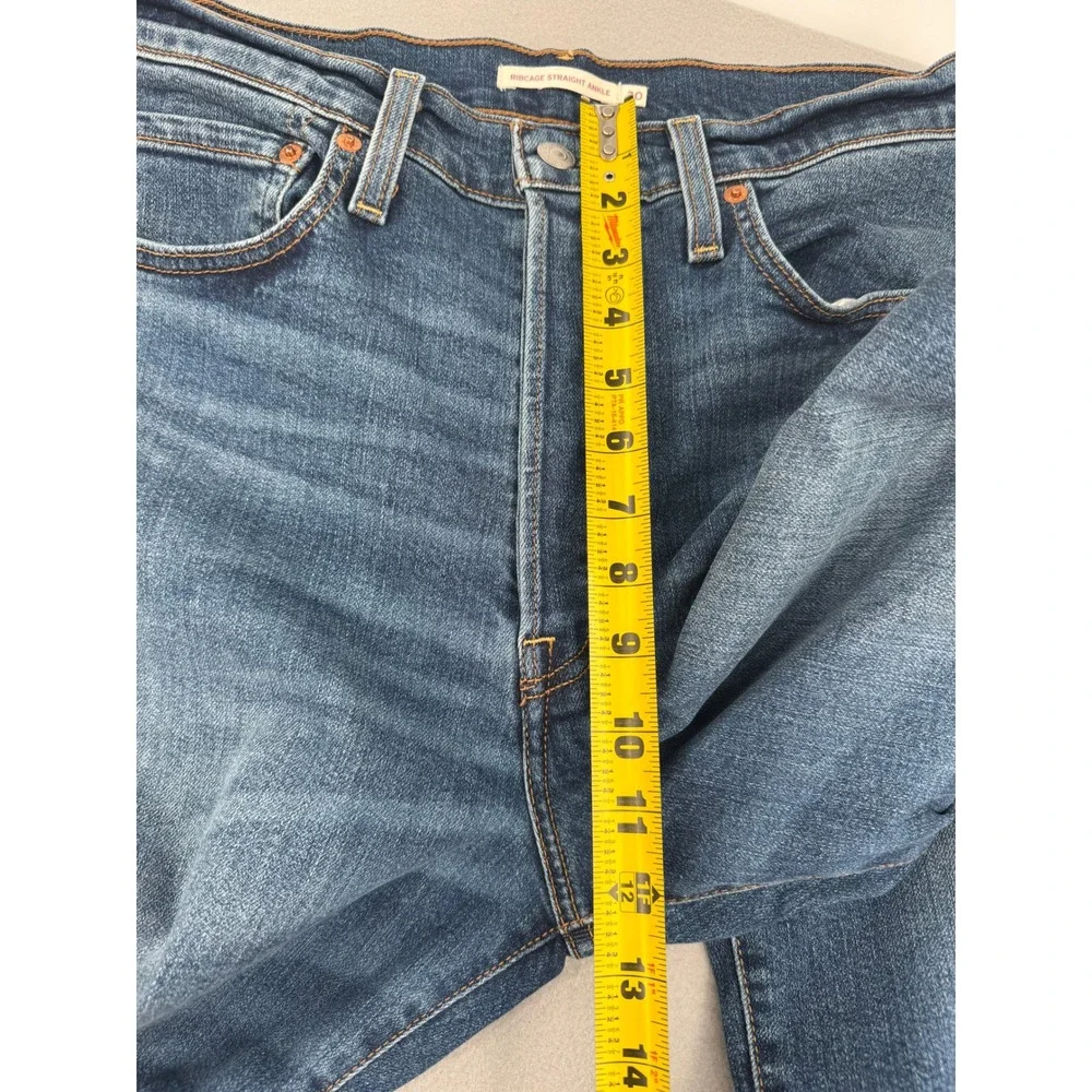 Levis 📏 measurements