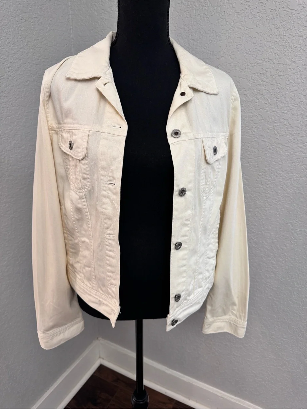 Lucky Brand embroidered cream
