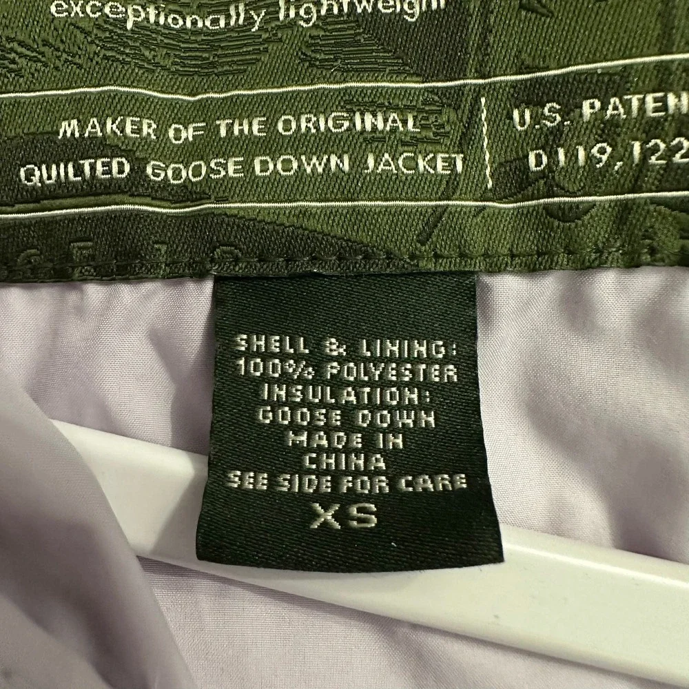 Eddie Bauer pockets 18 layering