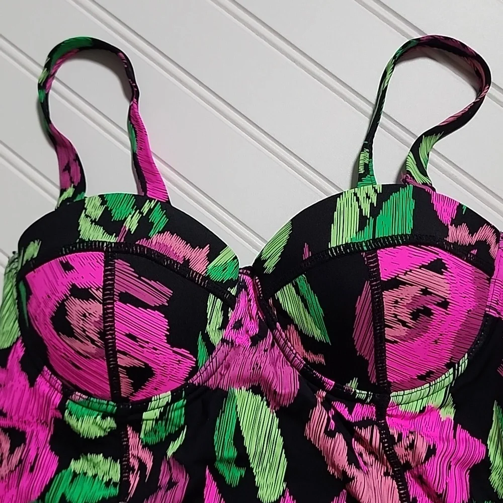 Betsey Johnson new tag
