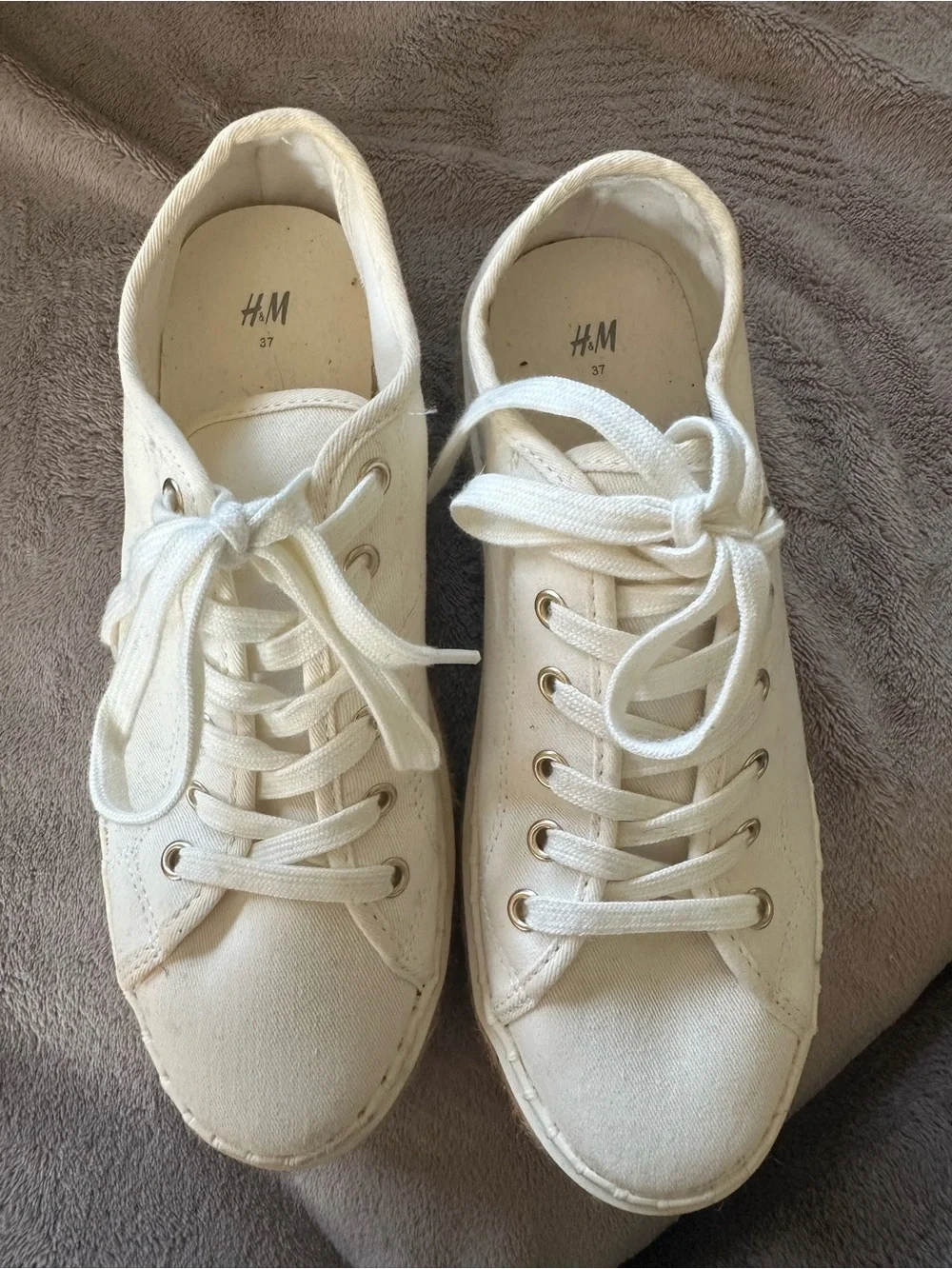 H&M cream canvas