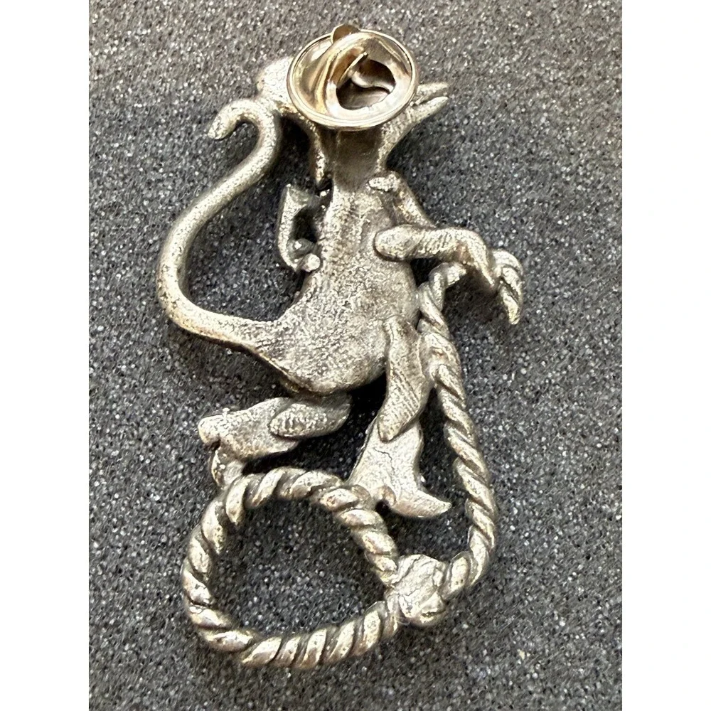 Estate any metal
