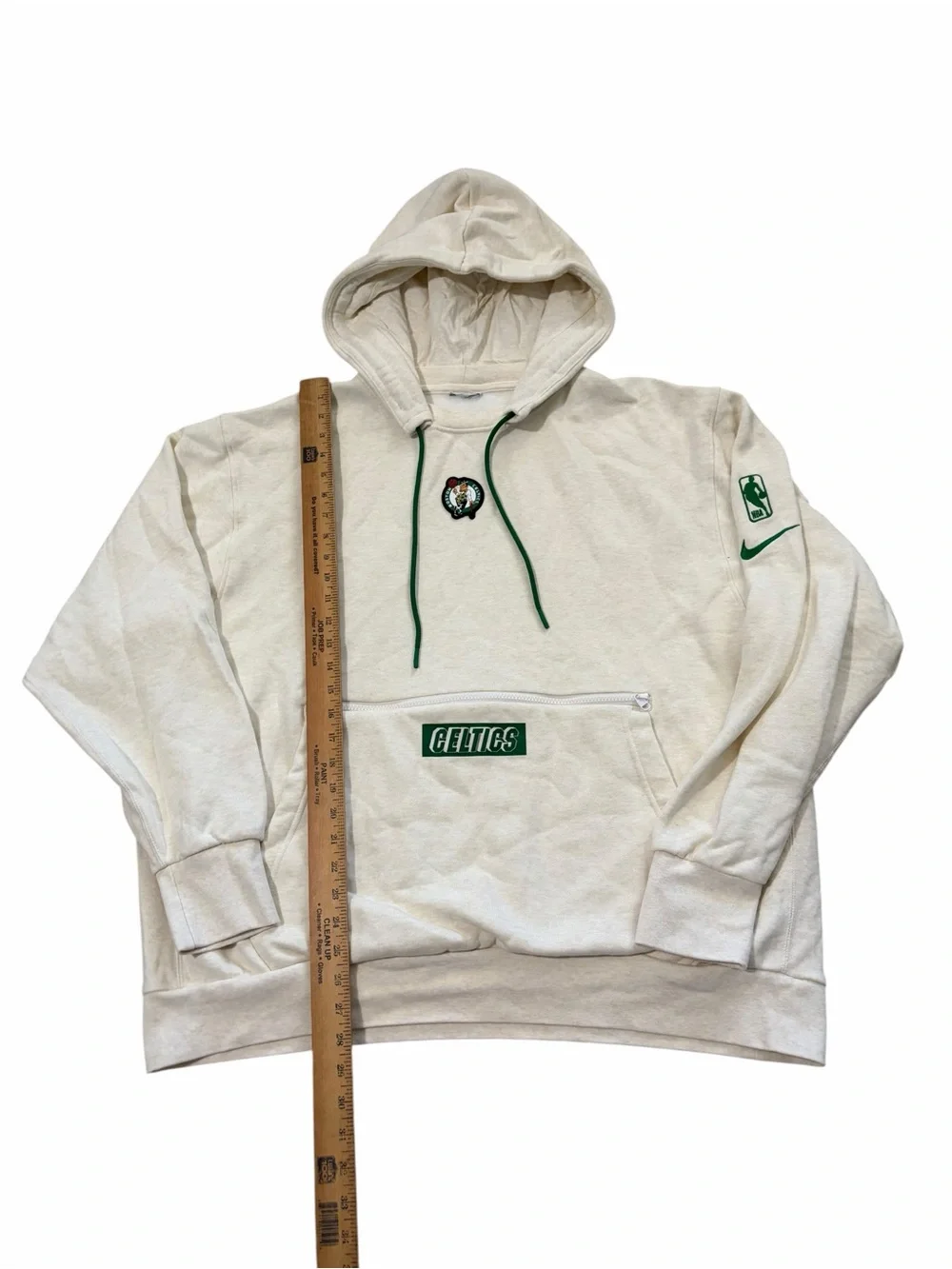 Nike 2xl has cream