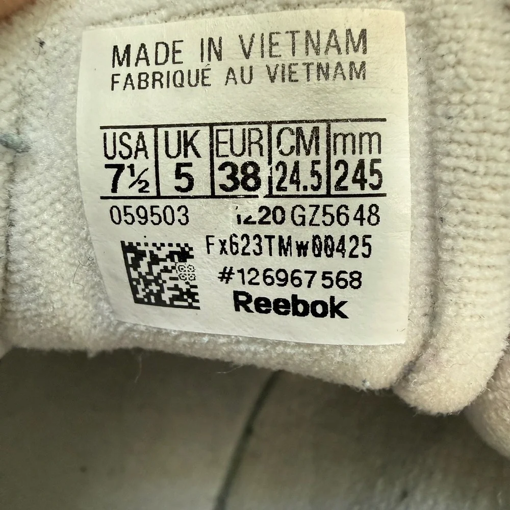 Reebok mu pattern