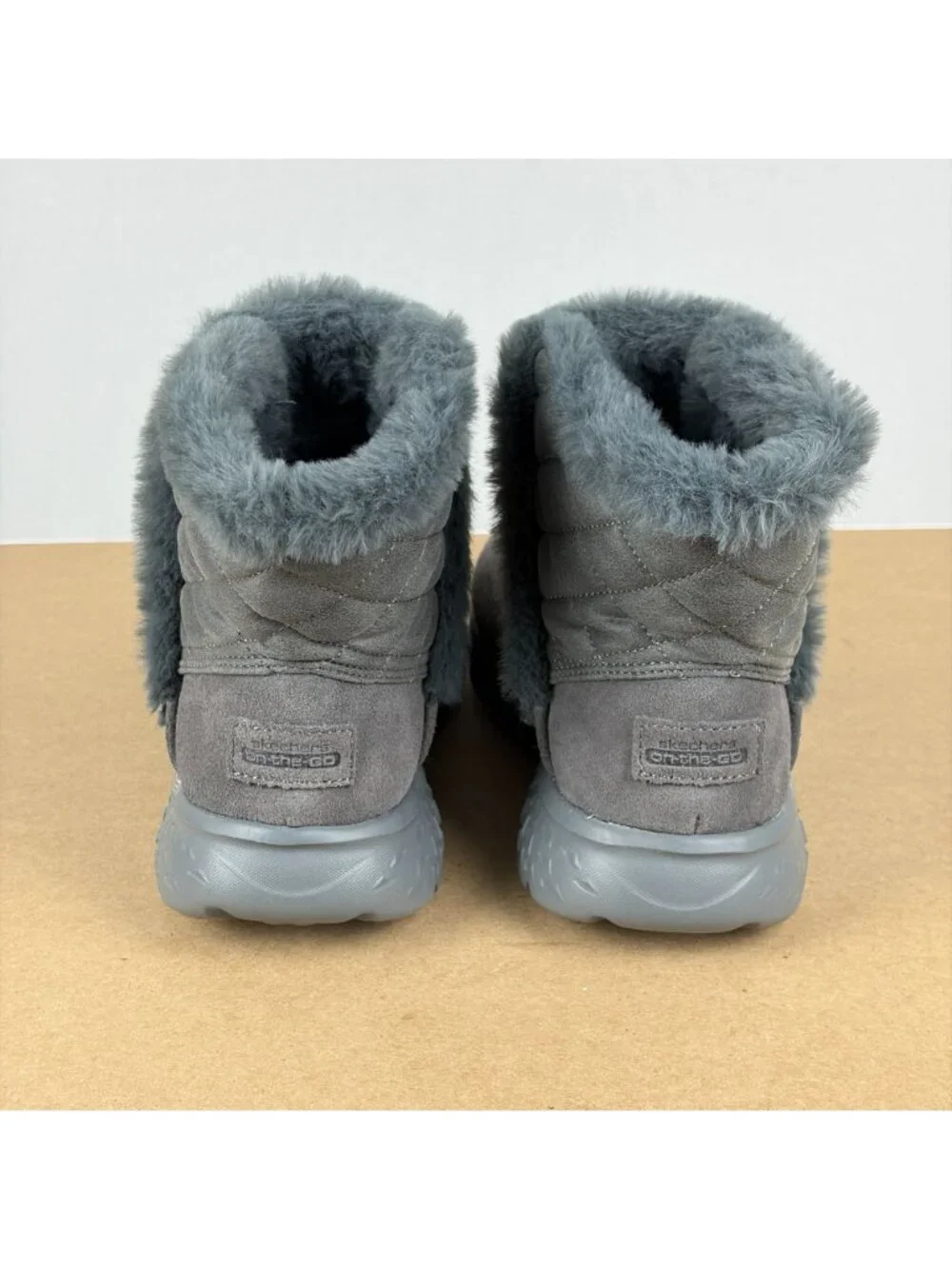Skechers out add rips