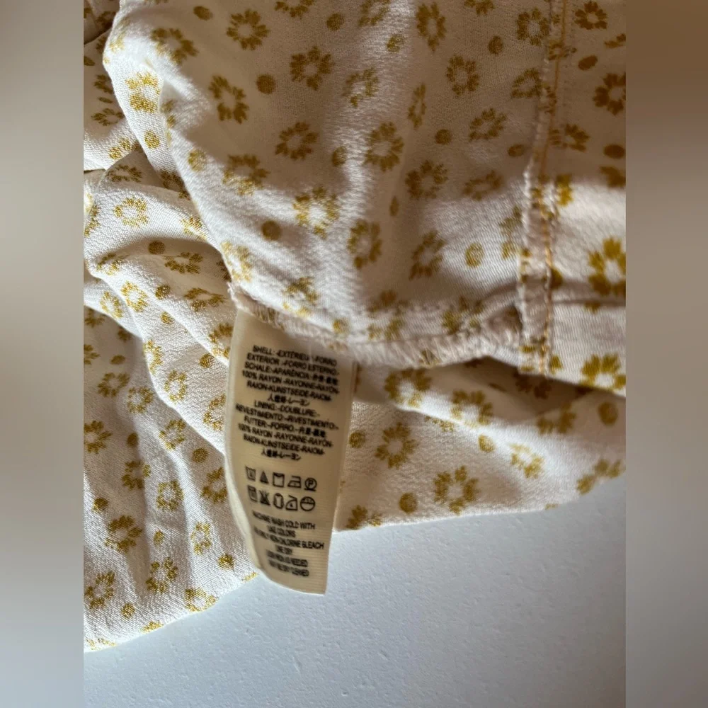 Free People button tie