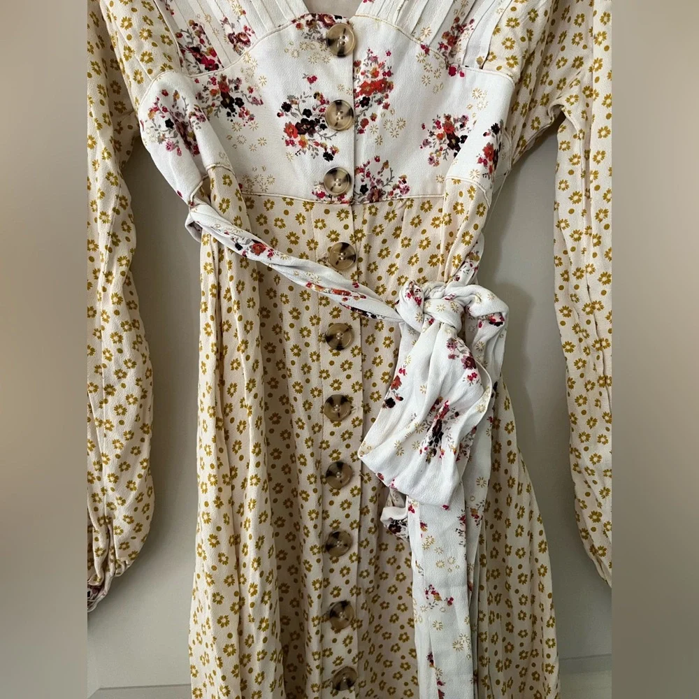 Free People size tie