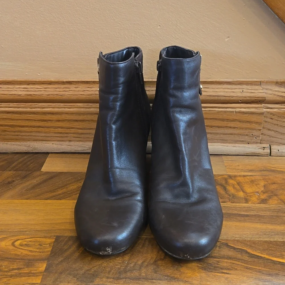 issac mizrahilive brown leather